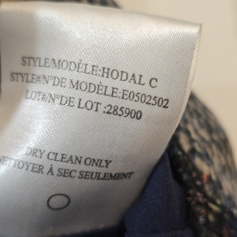 Theory shirt size large 100% Silk... - Picture 2 of 16